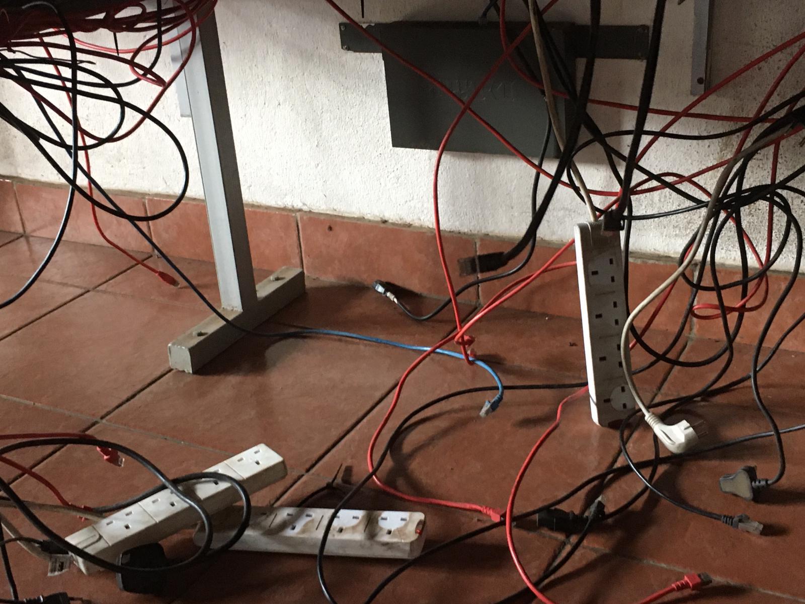 Und es wurde Schwarz…. – Linux4Afrika!